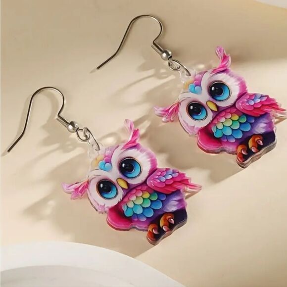 Hand crafted dangle earrings - Picture 7 of 7